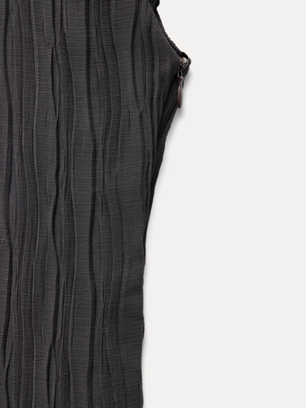 ZARA Crinkle-pleated Navy/Black Ruffle Hem Sleeveless Dress. S NWT - Picture 8 of 16